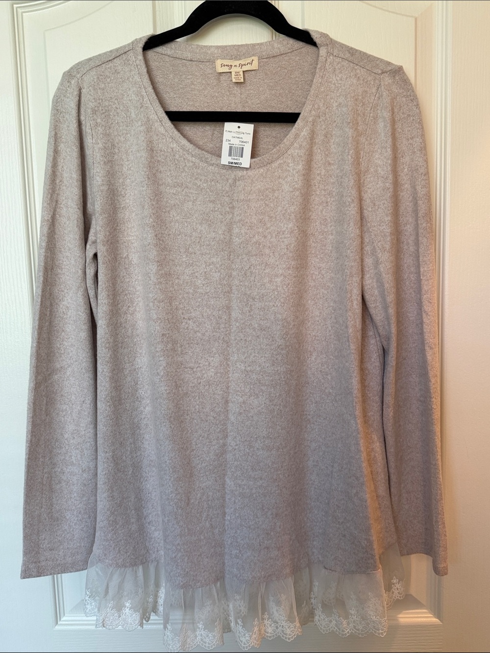 Cozy Lace-Hem Tunic Top in Oatmeal